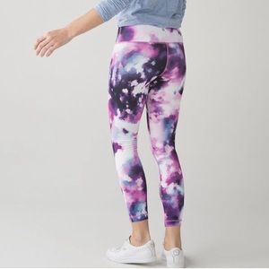 Lululemon High Times Blooming Pixie